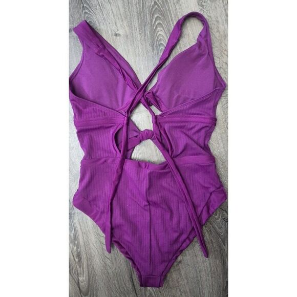 Sandflower Strappy Criss-cross One-piece Bathingsuit Swimsuit Women's Size XL - Picture 3 of 4